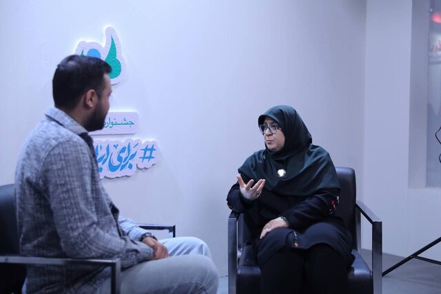 بازدید سخنگوی دولت از نمایشگاه دستاوردها و توانمندیهای سمنهای کشور در تبریز