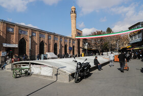 مسجد قزلی یکی از مساجد تاریخی تبریز است که به واسطه حادثه مهمی که در ۲۹ بهمن سال ۱۳۵۶ در مراسم اربعین شهدای شهر قم در آن اتفاق افتاد، باعث شد درخت انقلاب مستحکمتر از قبل به سمت پیروزی حرکت کند.