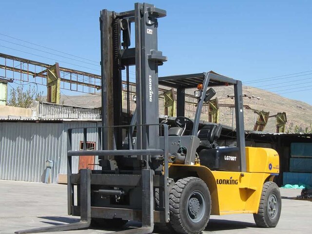 دستگیری کلاهبردار ۲۰۰ میلیارد ریالی در تبریز دستگیری کلاهبردار ۲۰۰ میلیارد ریالی در تبریز