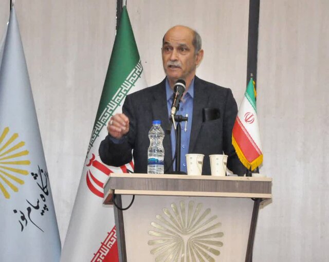 مدیریت دانشگاه باید بعنوان محل و منصبی برای تفکر تاثیرگذار قلمداد شود مدیریت دانشگاه باید بعنوان محل و منصبی برای تفکر تاثیرگذار قلمداد شود