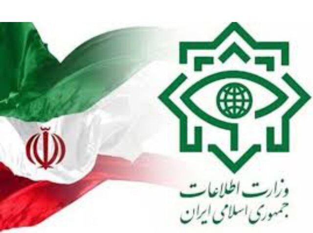 مدیرکل اطلاعات آذربایجان شرقی به تماسهای مردم مستقیما پاسخ میدهد مدیرکل اطلاعات آذربایجان شرقی به تماسهای مردم مستقیما پاسخ میدهد