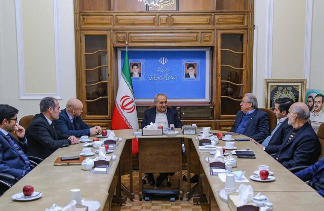 تصمیم استاندار برای ارتقای دانش مدیران آذربایجان شرقی تصمیم استاندار برای ارتقای دانش مدیران آذربایجان شرقی