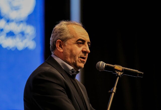 طرفداران تیم تراکتور سرمایه اجتماعی بزرگی هستند / تیم ماشینسازی باید احیا شود طرفداران تیم تراکتور سرمایه اجتماعی بزرگی هستند / تیم ماشینسازی باید احیا شود