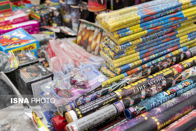 عکس تزئینی است فروش مواد اولیه ساخت ابزار آتشزا به نوجوانان ممنوع است