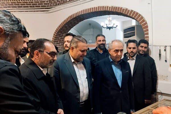 اقدام شهرداری تبریز در مرمت عمارت ساعت و راهاندازی نمایشگاههای هنری نوروزی ارزشمند است اقدام شهرداری تبریز در مرمت عمارت ساعت و راهاندازی نمایشگاههای هنری نوروزی ارزشمند است