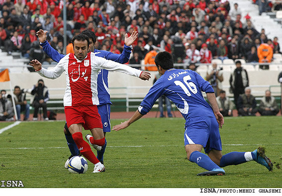 نگاهی به تاریخچه جذاب تقابل تراکتور-استقلال