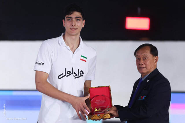 هدفگذاری پدیده تبریزی والیبال برای لژیونر شدن هدفگذاری پدیده تبریزی والیبال برای لژیونر شدن