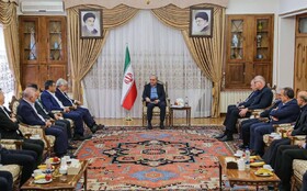 اتاق بازرگانی بسته پیشنهادی خود برای سال «سرمایه‌گذاری برای تولید» را ارائه کند