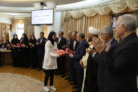 تجلیل استاندار آذربایجان شرقی از قهرمانان المپیک دانش‌آموزی صربستان 