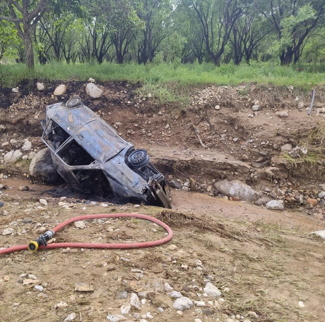 واژگونی پراید در عجبشیر ۲ کشته برجای گذاشت واژگونی پراید در عجبشیر ۲ کشته برجای گذاشت