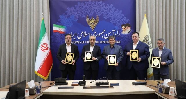 امضای تفاهم‌نامه ساخت چند پروژه ریلی آذربایجان شرقی با سرمایه‌گذار خارجی