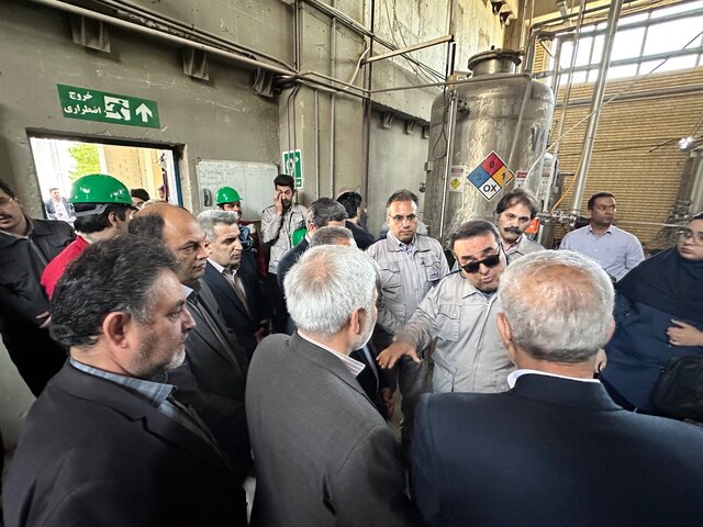 بازدید اعضای کمیسیون اجتماعی مجلس از واحدهای صنعتی تبریز بازدید اعضای کمیسیون اجتماعی مجلس از واحدهای صنعتی تبریز