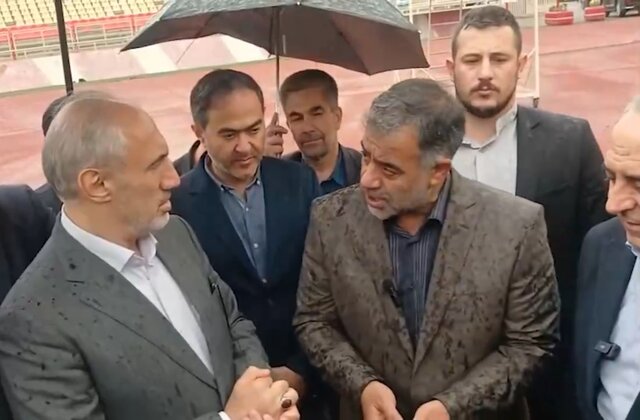 کارشناسان موارد فنی درخواستی درباره ورزشگاه یادگار امام (ره) را بررسی می‌کنند