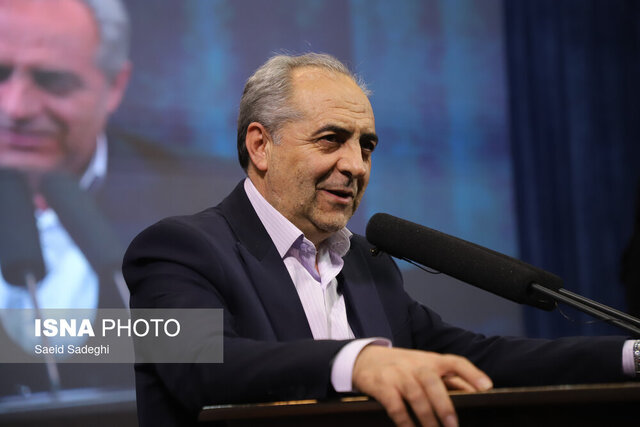 درخواست پخش مستقیم بازی‌های تراکتور از شبکه استانی و سراسری تلویزیون 