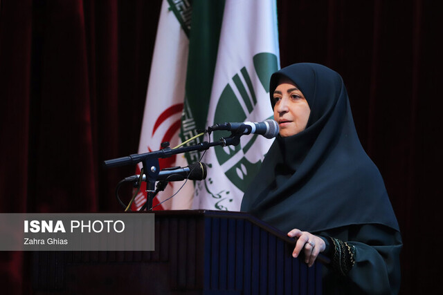 کلانشهرها را به سمت توسعه حمل‌ونقل برقی سوق دهیم