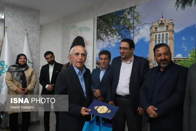 جشن عید غدیر باید مردمی برگزار شود