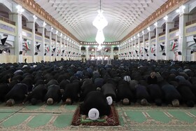 اقامه نماز ظهر عاشورا در تبریز