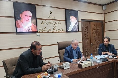 لزوم استفاده از ظرفیت کارخانجات آذربایجان شرقی برای آموزش و مهارت‌افزایی جوانان