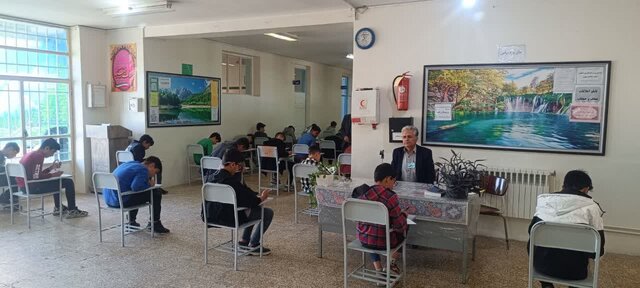 پای صحبت مدیری که مدرسه‌ را به خانه دوم ۲۰۰ دانش‌آموزش تبدیل کرد