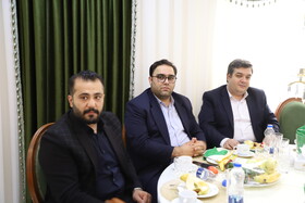 دورهمی اعضای خانه مطبوعات و رسانه های استان آذربایجان شرقی به مناسبت روز خبرنگار