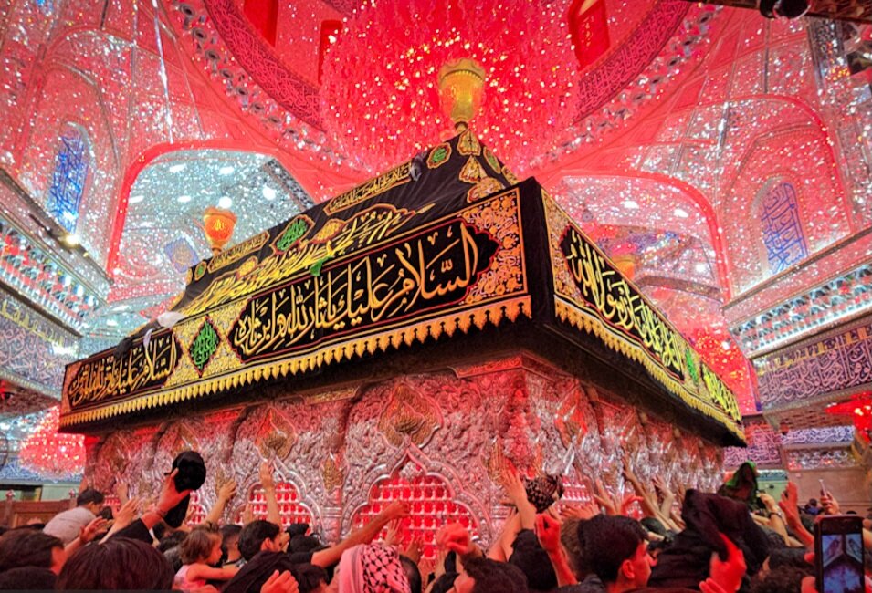 ارادت به امام حسین(ع)، محور وحدت ایرانیان