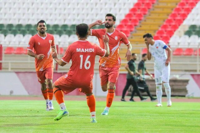 سرمربی تیم فوتبال مس سونگون اخراج شد؟