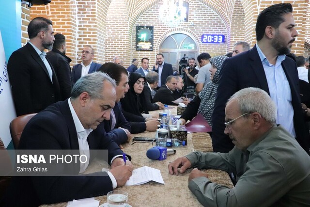 حمایت رهبری از دولت، وظیفه دولتمردان را در خدمت به مردم سنگینتر کرده است