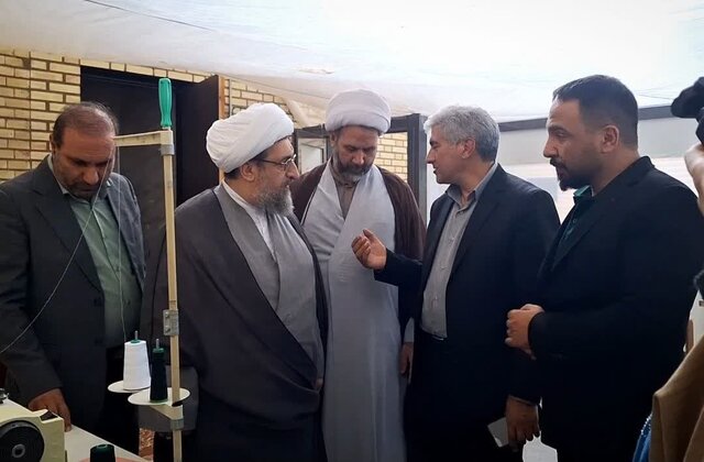 تاکید امام جمعه تبریز بر حمایت از تولید داخلی و نقش‌آفرینی اقتصادی بانوان