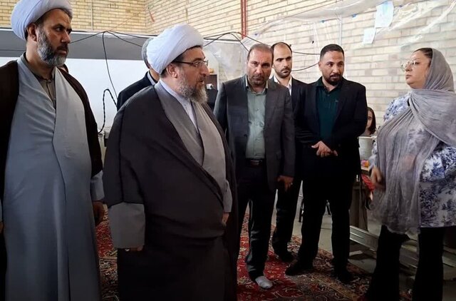 تاکید امام جمعه تبریز بر حمایت از تولید داخلی و نقش‌آفرینی اقتصادی بانوان
