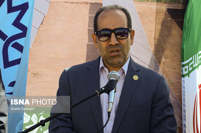 تکلیف ۴۵۰ مگاوات پنل خورشیدی آذربایجان شرقی مشخص شود