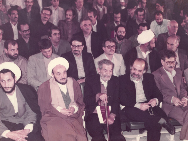 انتشار تصاویر منتشرنشده  از حضور استاد شهریار در دانشگاه تبریز