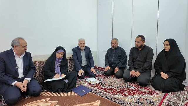 دستور وزیر راه و شهرسازی برای تامین مسکن خانواده ۲ دانش‌آموز شهید تبریزی