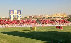 تکمیل ظرفیت ورزشگاه خانگی تراکتور/ ورود مردان آزاد شد؟