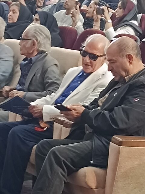 سپیدمویان، میراثداران عشق و خرد