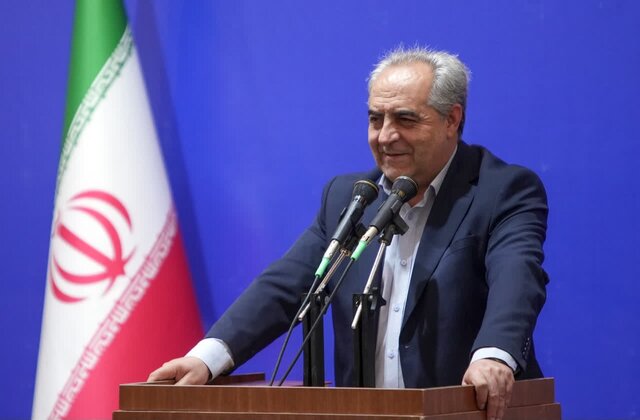 پیگیر اجرای سریع طرح‌های توسعه‌ای مس و تکمیل زنجیره ارزش صنعت فولاد در آذربایجان‌شرقی هستیم