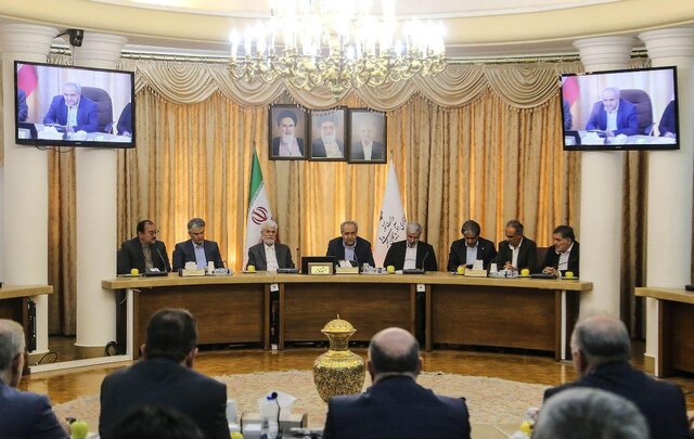 حقوق و مزایای پرستاران و نیروهای شرکتی پاسخگوی حجم بالای کار و مسئولیت آنان نیست