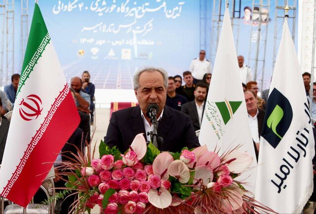 امروز ۵۲ مگاوات نیروگاه خورشیدی درآذربایجان شرقی به بهره‌برداری رسید