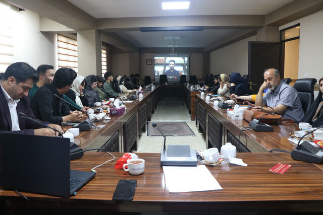 ادبیات میتواند درمانگر نارساییهای فرهنگی جامعه باشد