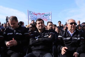 بهرام سرمست، استاندارد آذربایجان شرقی
 احمد دنیامالی، وزیر ورزش و جوانان در سفر یک روزه وزیر ورزش و جوانان به آذربایجان شرقی