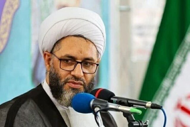 انتقاد امام جمعه اهر از کمبود کادر درمان و پرستار در این شهرستان انتقاد امام جمعه اهر از کمبود کادر درمان و پرستار در این شهرستان