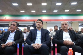 سید ستار هاشمی، وزیر ارتباطات،  بهرام سرمست، استاندار آذربایجان شرقی و علیزاده نماینده ورزقان و رییس کمیسیون صنایع مجلس در آیین افتتاح و بهره برداری از پروژه های اداره کل پست آذربایجان شرقی اطلاعات