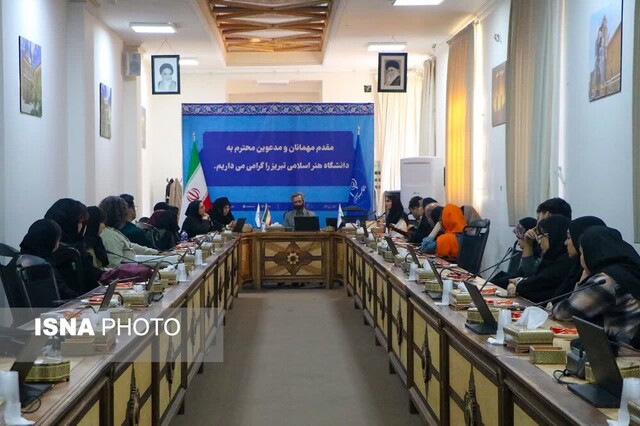 بازگشت به حلقههای ادبی، ضرورت امروز است