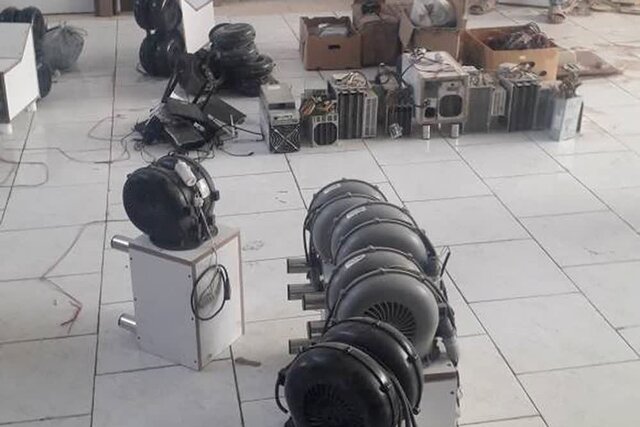 کشف ۱۹ دستگاه استخراج رمزارز غیر مجاز در اسکو