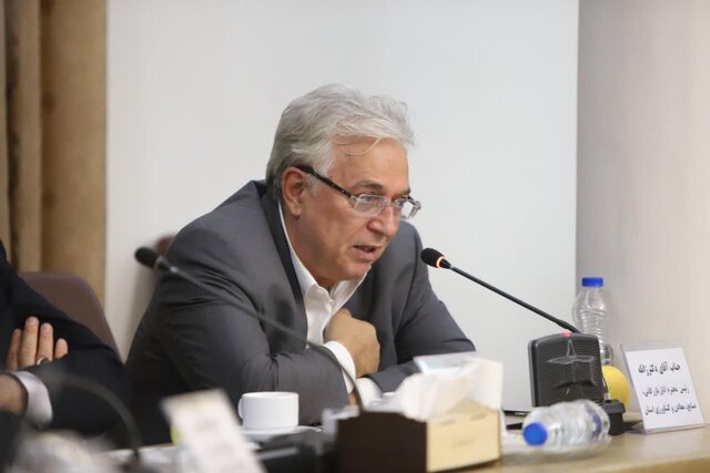 استاندار: ایستگاههای پستبرق آذربایجانشرقی، کفاف متقاضیان نیروگاههای خورشیدی را نمیدهد