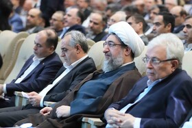 رئیس یونس ژائله سعدآباد رئیس اتاق بازرگانی تبریز و غلامرضا نوری قزلجه وزیر جهاد کشاورزی و بهرام سرمست، استاندار آذربایجان شرقی و نماینده ولی فقیه احمد مطهری اصل استان آذربایجان شرقی در بیست ونهمین همایش ملی توسعه غیر نفتی در تبریز 