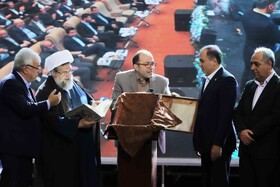 رئیس یونس ژائله سعدآباد رئیس اتاق بازرگانی تبریز و غلامرضا نوری قزلجه وزیر جهاد کشاورزی و بهرام سرمست، استاندار آذربایجان شرقی و نماینده ولی فقیه احمد مطهری اصل استان آذربایجان شرقی در بیست ونهمین همایش ملی توسعه غیر نفتی در تبریز 