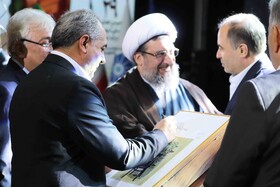  غلامرضا نوری قزلجه وزیر جهاد کشاورزی و بهرام سرمست، استاندار آذربایجان شرقی و نماینده ولی فقیه احمد مطهری اصل استان آذربایجان شرقی در بیست ونهمین همایش ملی توسعه غیر نفتی در تبریز 