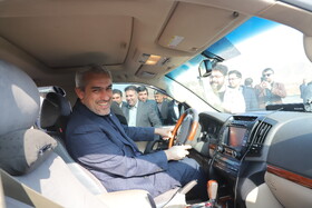 بازدید سیدعلی مدنی‌زاده، وزیر امور اقتصادی و دارایی از واحد های صنعتی و گلخانه‌ای منطقه آزاد ارس