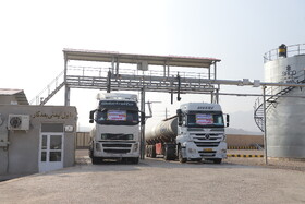 بازدید وزیر اقتصاد از واحد های صنعتی و گلخانه‌ای منطقه آزاد ارس