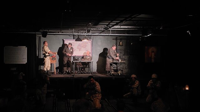 تئاتر «اؤلولری قویلایین»؛ فریاد صلح در تبریز